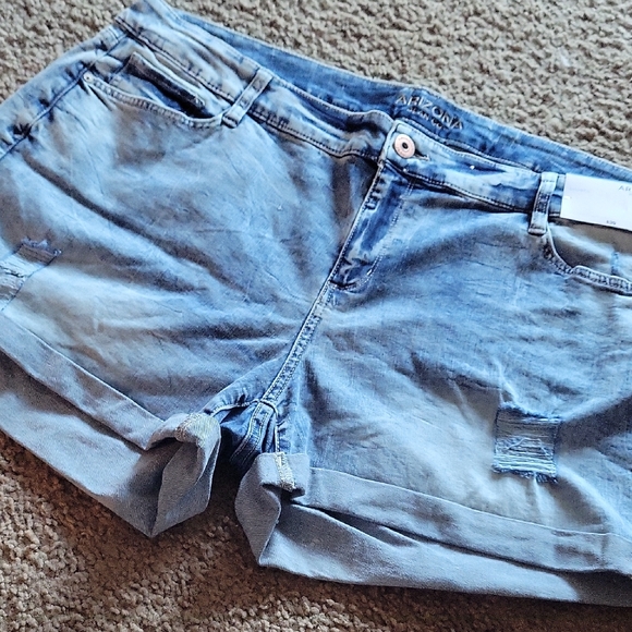 NWT Arizona Jean Jrs Plus Shorts - Picture 1 of 7
